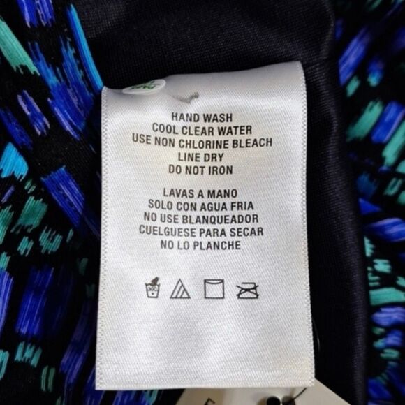 Women's Slimming V-Front Tankini Swimsuit Top Dreamsuit by Miracle Brands Sz 10 - Picture 9 of 9